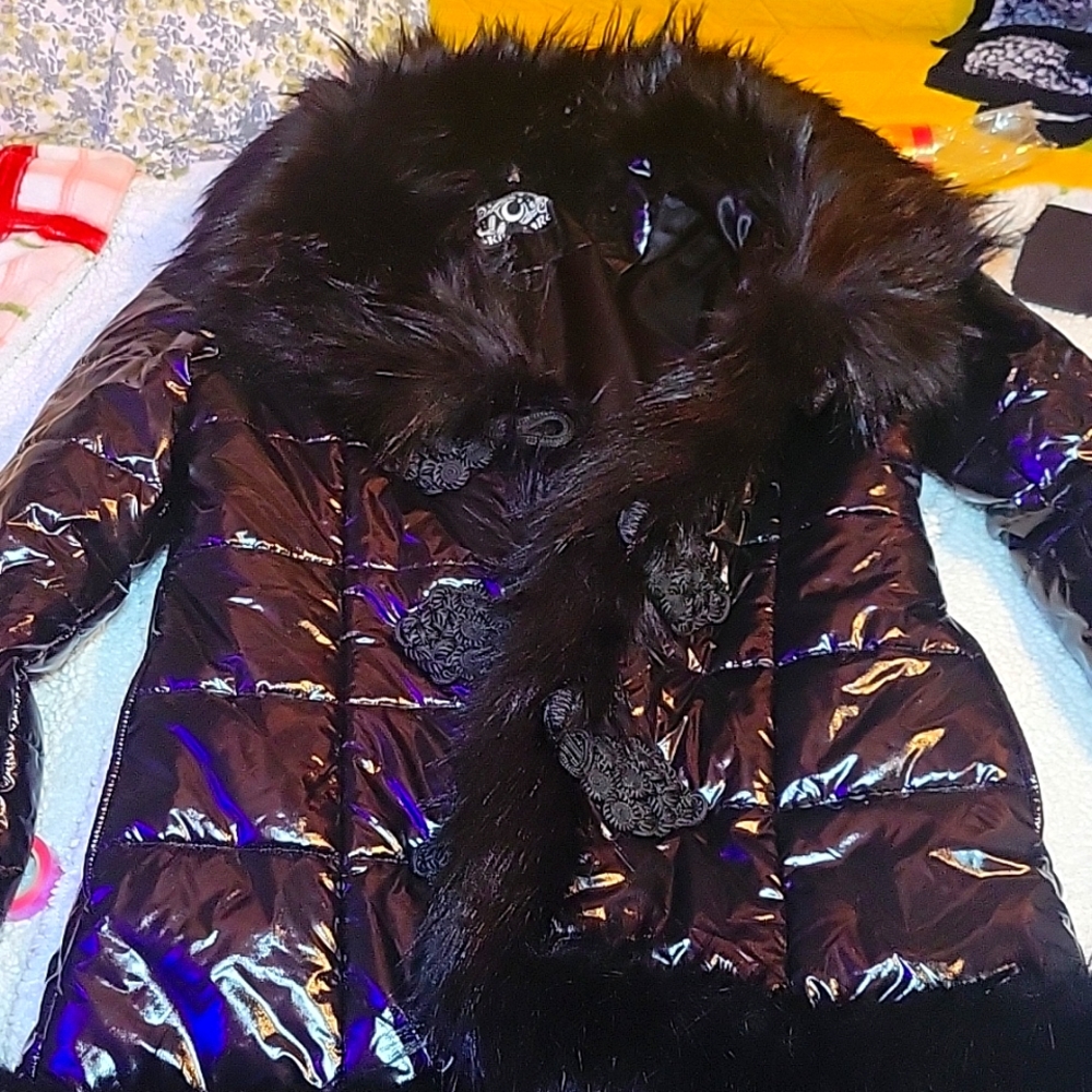 Like new Killstar coat. Size XXL black vynil with black faux fur collar/cuffs